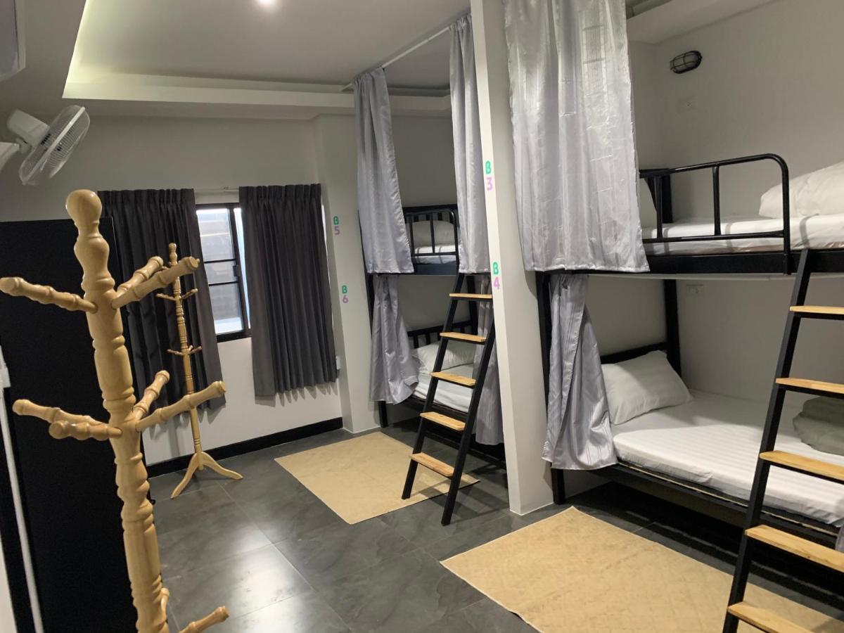 Youniverse Homestay Chiang Mai Bagian luar foto