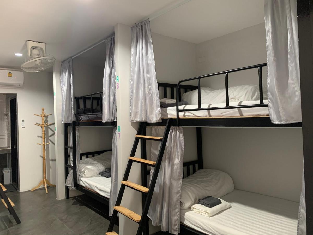 Youniverse Homestay Chiang Mai Bagian luar foto