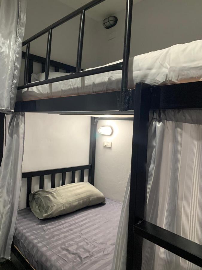 Youniverse Homestay Chiang Mai Bagian luar foto